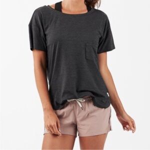 Vuori Lux Performance Tee size medium
